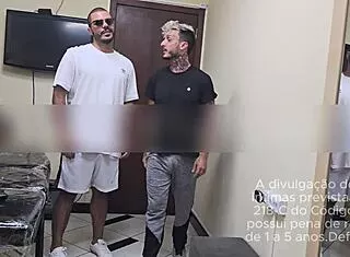 fazendeiro gets strong shoulder massage turning into office handjob