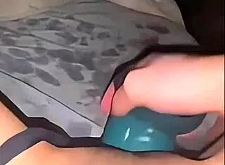 Malay beauty uses dildo and squirts hard
