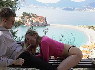 يا، تريد رؤية زوجين شابين 18+ ينيكون مع منظر خارجي مذهل؟