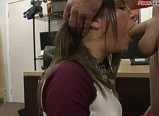 Skater babe blows huge cock, gets fucked