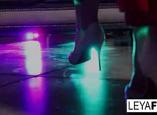 Leya Falcon squeezes BBC creampie!