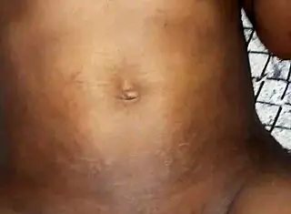 This Cute Harley Quinn Cosplayer Showing Off Her Goods