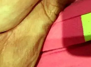 Come see this dirty amateur couple cum inside the wife nastily. They do it so nasty.