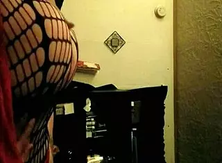 wife getting ready for dick 😏