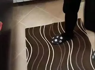 italian mature woman in black nylons and leggings