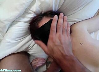 Utpressar min flickväns heta styvmamma Jane Cane på hotellhelg - Del 4