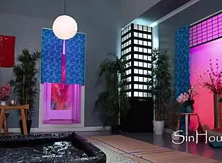 masseuse eases my stress