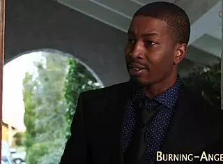 Does this tattoo alt babe ride BBC?