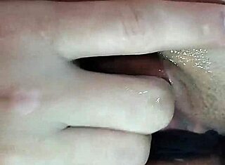 สาวน้อย 18+ รู้สึกเสียวสุดขีดตอนเล่นตัวเองคนเดียวด้วยของเล่น