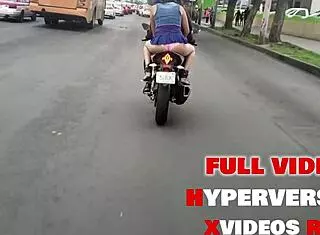 Latina Sets Up Internet While Horny