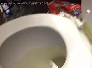 ginger paris quick pissing action