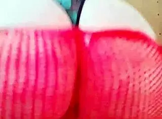 Argentinian amateur Cristy masturbates in lesbian scene