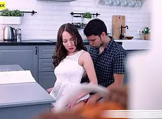 Linda Weasley, Horny Russian Teen Brunette, Sucks Boyfriend's Cock Before Fucking And Facial Cumshot