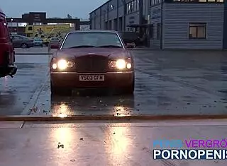 steamy foursome in a car with deepthroat doggystyle cum 😏