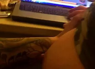 i'm christnafire fuckin my amwf stan on webcam.