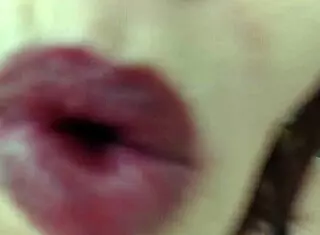 Kizzy's giantess sucks poor Kizzy off his feet 😍