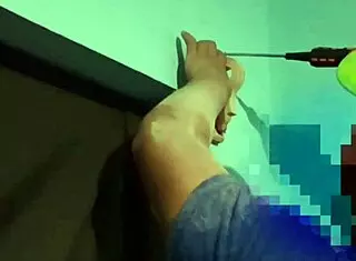 she finally sucked the carpenter's cock