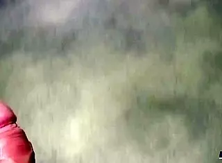 linda del sol gives a great handjob to that big cock