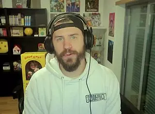 Tenten rides Hinata's cock in bound lesbian revenge fantasy.