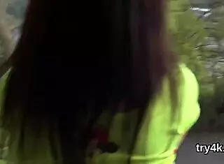 does this lovable girl give head before getting her kitty plowed?