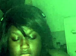 Gamergirl Indulges in Self-Play on Cam