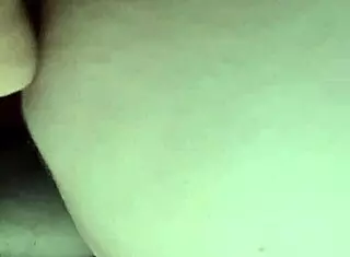 หน้าอกใหญ่บีบีดับเบิลยูสมัครเล่นเย็ดกับสามี?