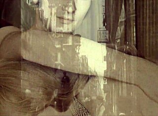 Jeg er hjemme alene med stesesøsteren i denne vintage taboo-scenen