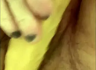 Passionate BBW MILF Enjoys Dildo