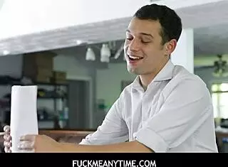 fuckmeanytime freeuse family fucking teen 18+ stepsisters dixie lynn alice pink