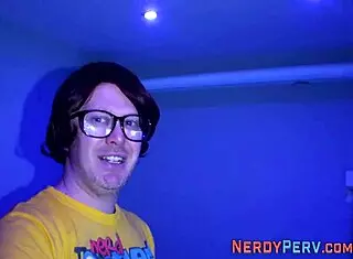 leeds geek tricked big beauty into cum in mouth 😏