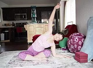 wanna see mommy's big pussy lips? stroke for me