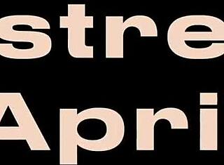 Dominaemäntä April kiusoittelee sidottua orjapiikaa