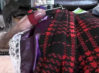 Quick estim leads to intense orgasm!