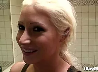 Candy Mason Plays With Her Huge Pussy Outdoors.