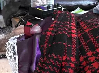 Quick estim leads to intense orgasm!