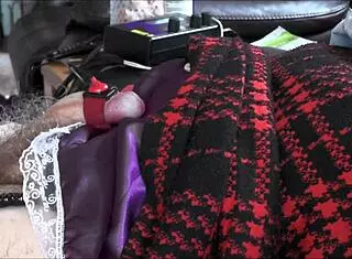 Quick estim leads to intense orgasm!