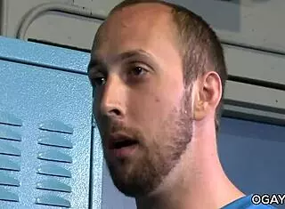 i love sucking that hairy mature cock in the locker room