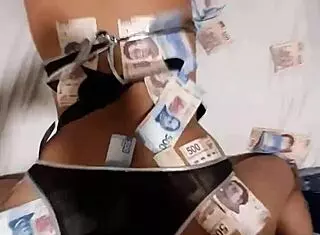 Seeking woman for paid sex in CDMX