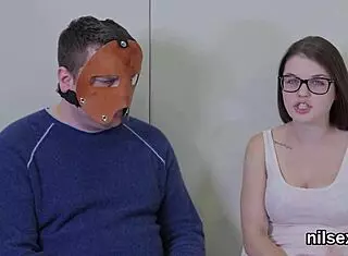 Horny Chick Gets Wild In Ass Hole Madhouse Therapy