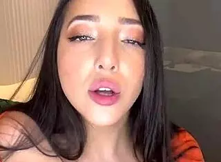 Lis Says, 'Watch Me Rip My Clothes And Show My Pussy On Webcam'