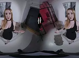 Dark Room VR - Scan the QR Code on Kitty