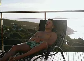 i saw this crazy gay gangbang in buzios, blowjobs everywhere