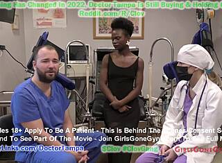 रीना एरम्स टैम्पा में डॉक्टर के साथ सालाना स्त्री रोग परीक्षण