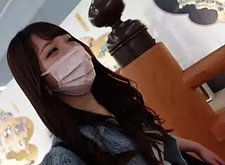 Smooth Hairless Pussy Girl Loves Onanie Sex