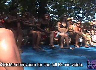 Exhibitionistické manželky se svlékají na Nudes a Poppin eventu