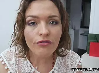 Krissy Lynn bounces ass hard!