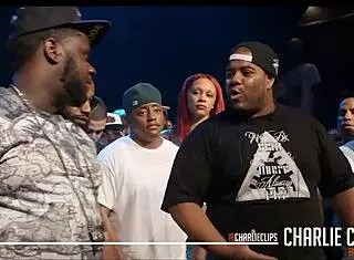 T-Rex Dominates Charlie Clips in Epic Battle!