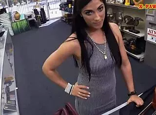 Woman sells violin gets pounded in hidden cam reality