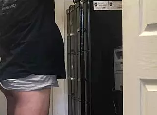 Mature woman almost caught masturbating