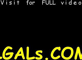 Ε, θέλεις να δεις 18+ ομορφιές να κυριαρχούν με στράπον;